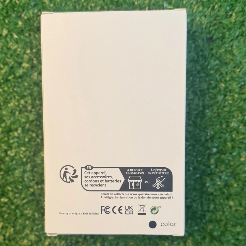 Smart Watch with Black Band - Picture 2 of 5